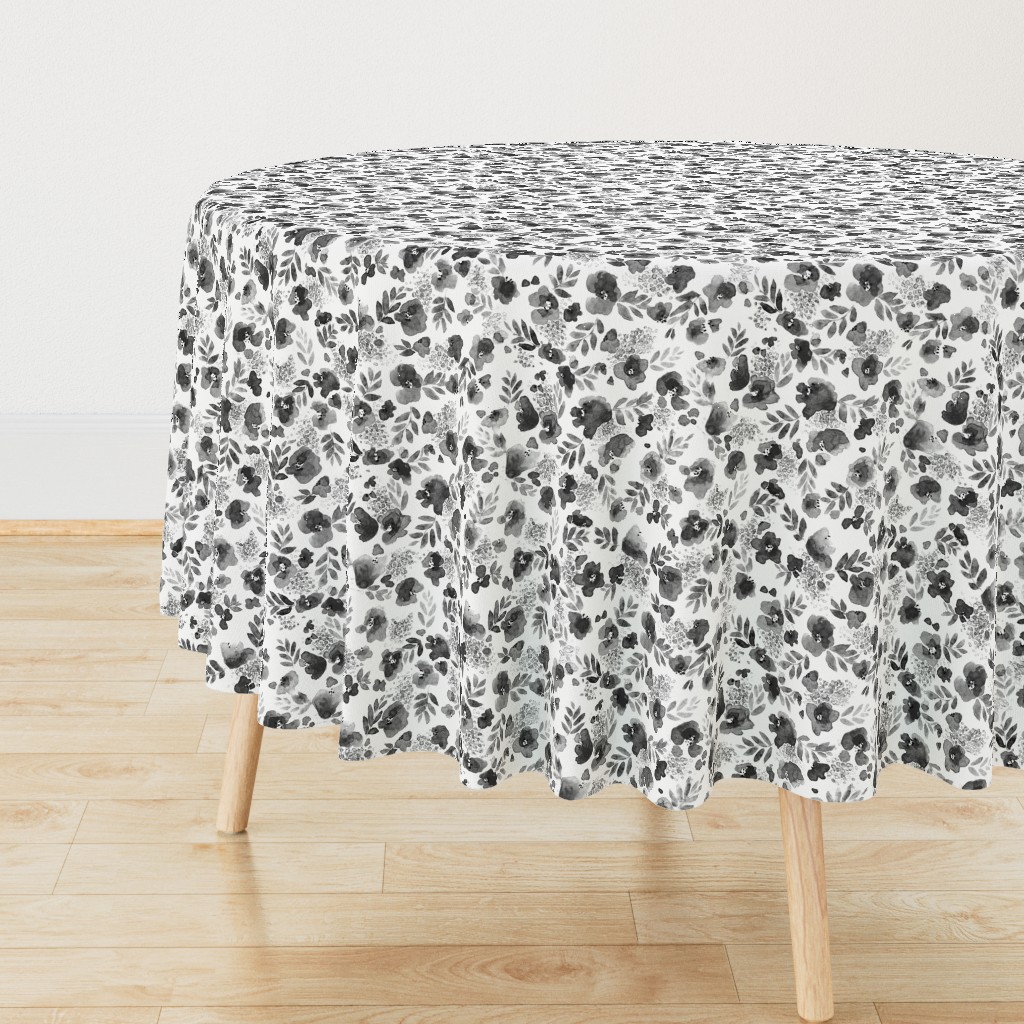 Floret FLoral Pattern in Black and White