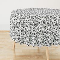 Floret FLoral Pattern in Black and White