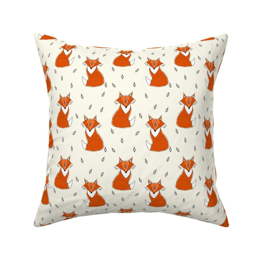 HOME_GOOD_SQUARE_THROW_PILLOW