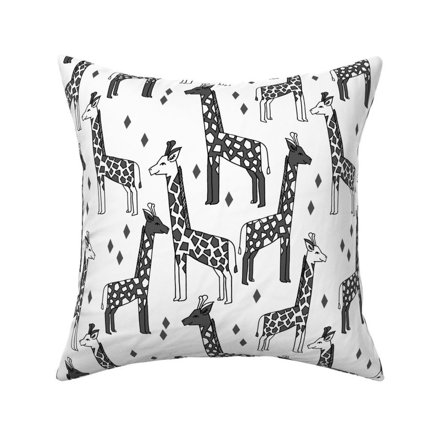 HOME_GOOD_SQUARE_THROW_PILLOW