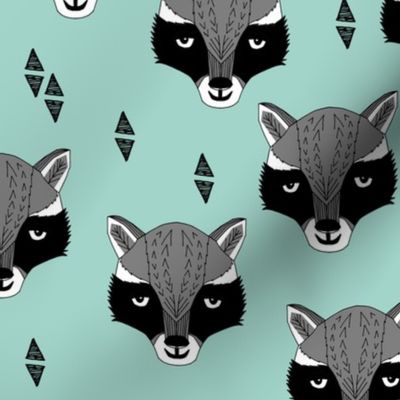 raccoon /// mint sweet raccoon face animal head hand-drawn illustration mint kids gender neutral baby nursery 