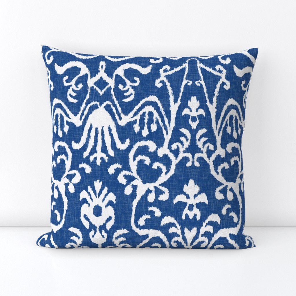 Lucette Ikat in Navy