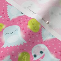 ghost pattern pink. spooky halloween pattern design.