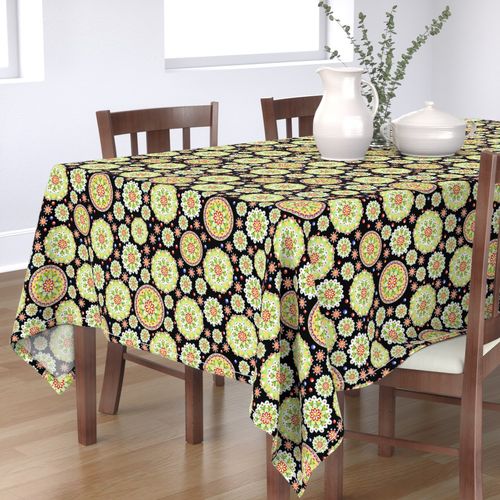 HOME_GOOD_RECTANGULAR_TABLE_CLOTH