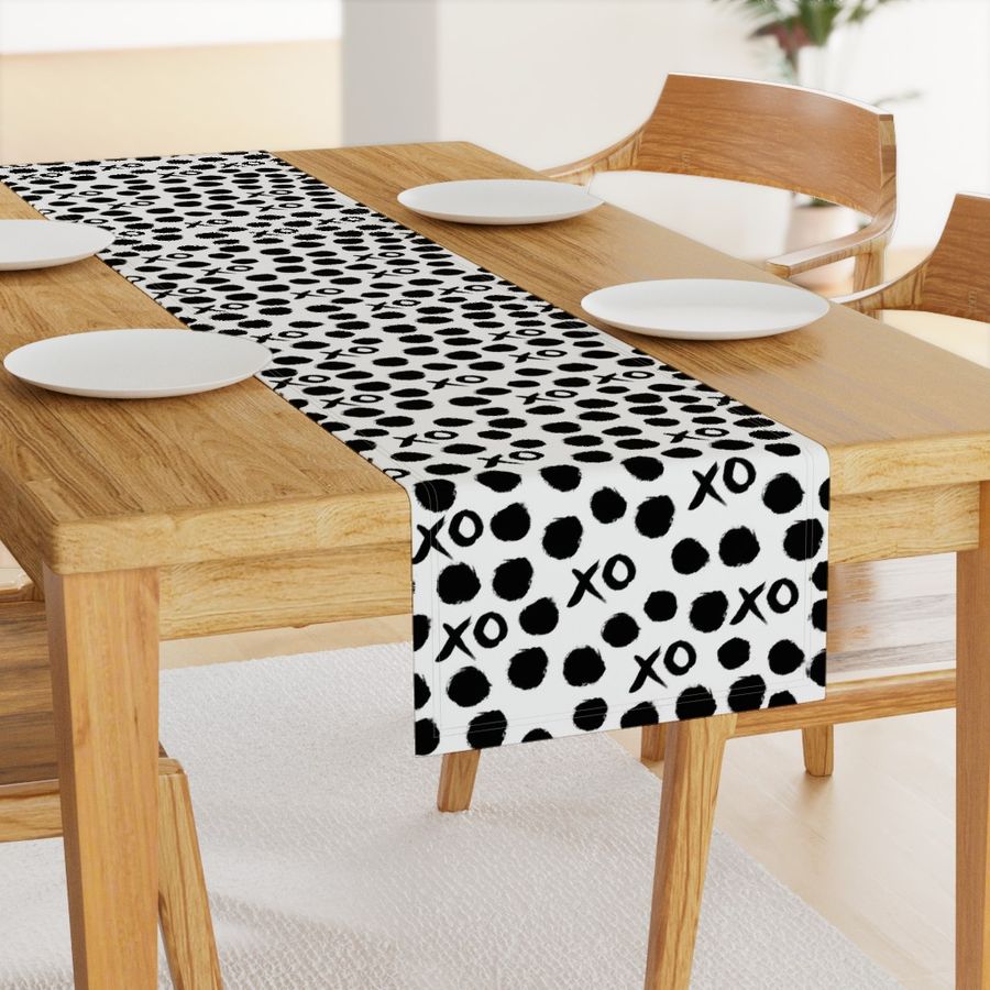 HOME_GOOD_TABLE_RUNNER