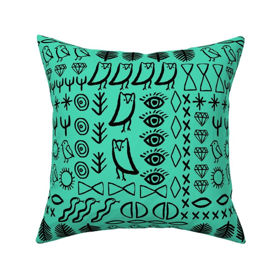 HOME_GOOD_SQUARE_THROW_PILLOW