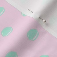 Macaron Polka Dots in Pink/Mint