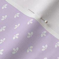 Ditsy Scallop in Lavender