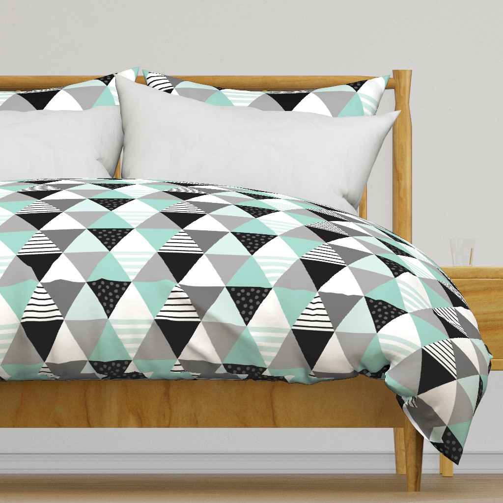 Cheater Quilt Minty Blue