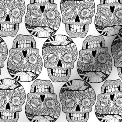 Calaveras Black on_White_