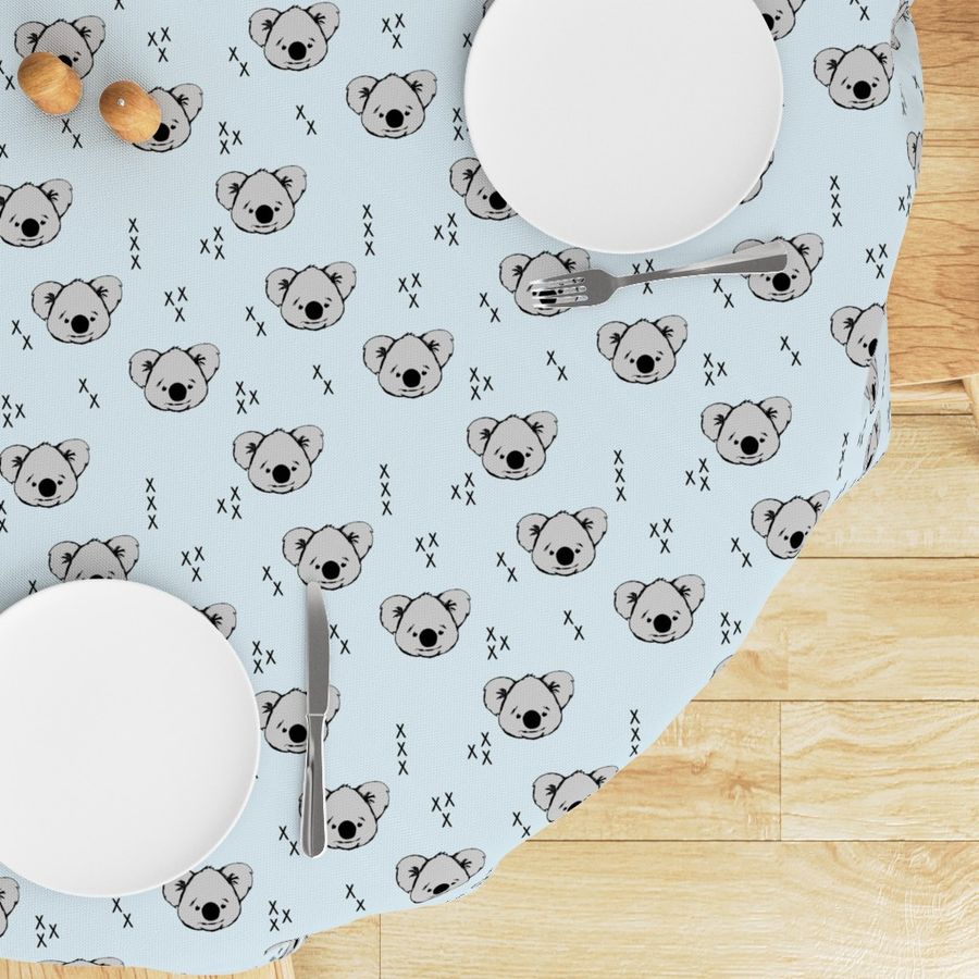 HOME_GOOD_ROUND_TABLE_CLOTH