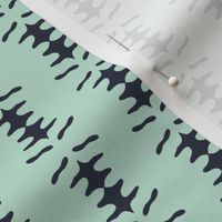 tribal_stripe_mint