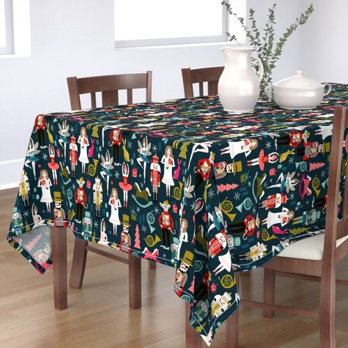 HOME_GOOD_RECTANGULAR_TABLE_CLOTH