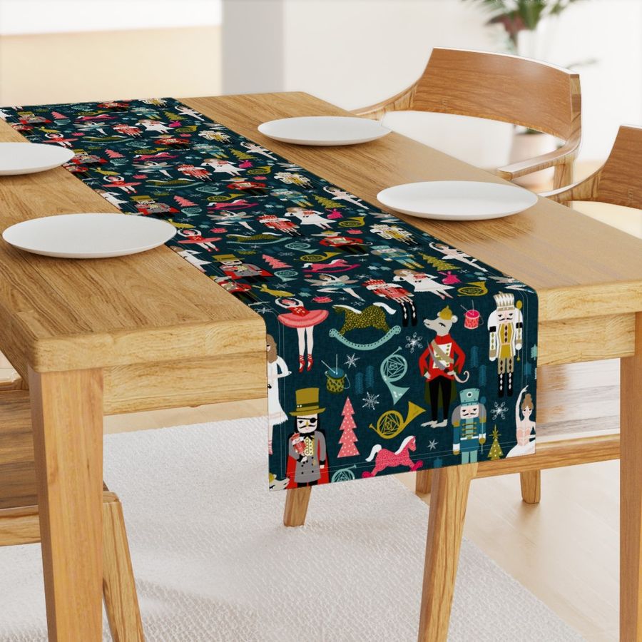 HOME_GOOD_TABLE_RUNNER