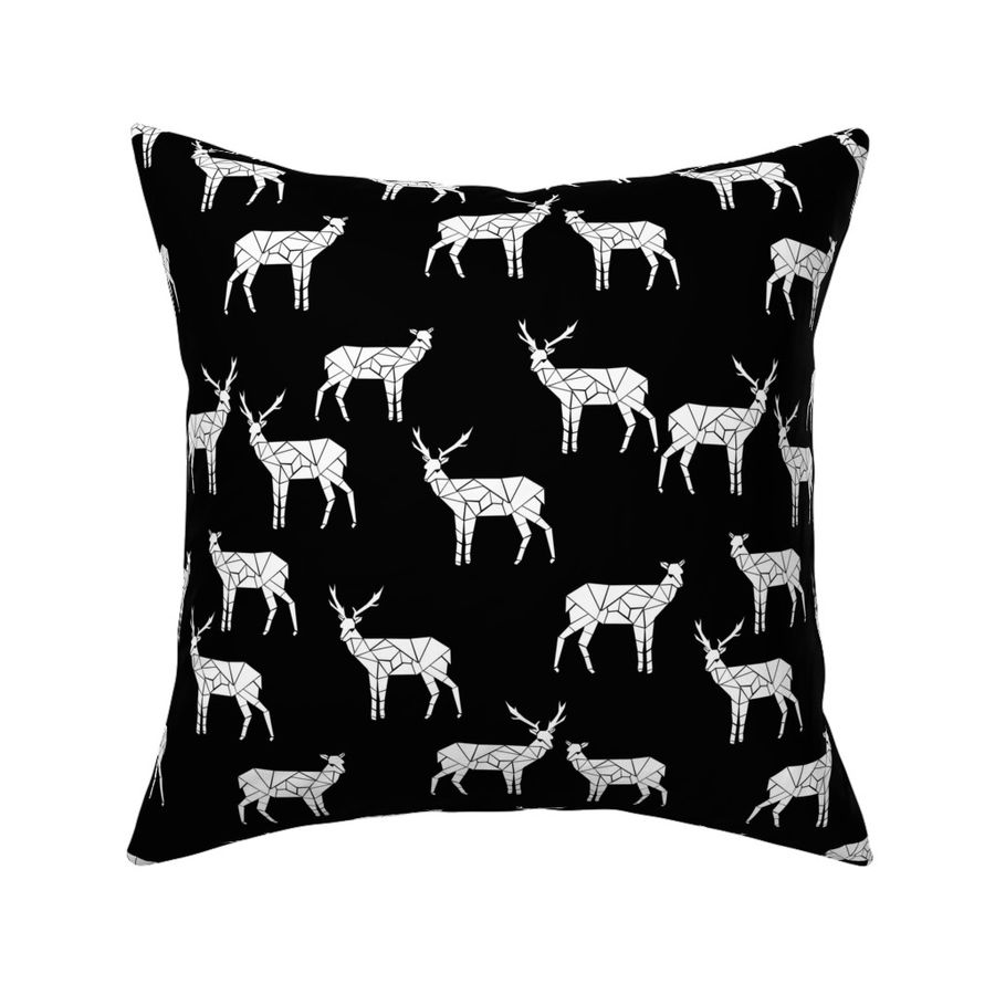 HOME_GOOD_SQUARE_THROW_PILLOW