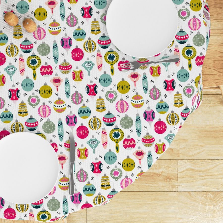 HOME_GOOD_ROUND_TABLE_CLOTH