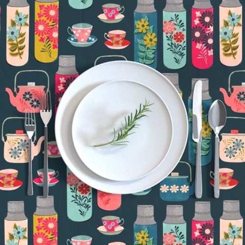 HOME_GOOD_RECTANGULAR_TABLE_CLOTH