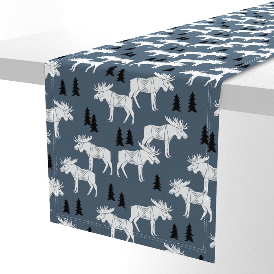 HOME_GOOD_TABLE_RUNNER