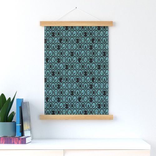 HOME_GOOD_WALL_HANGING