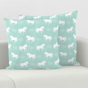 horse mint linen