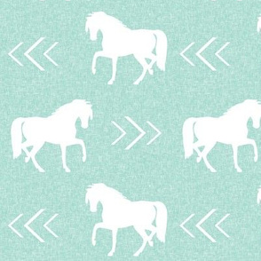 horse mint linen