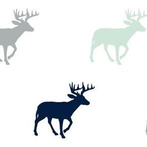 Multi Deer // Northern Lights