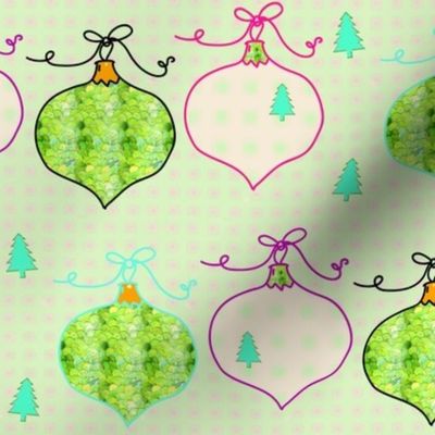 Christmas Tree Ornaments | Green and Cream 