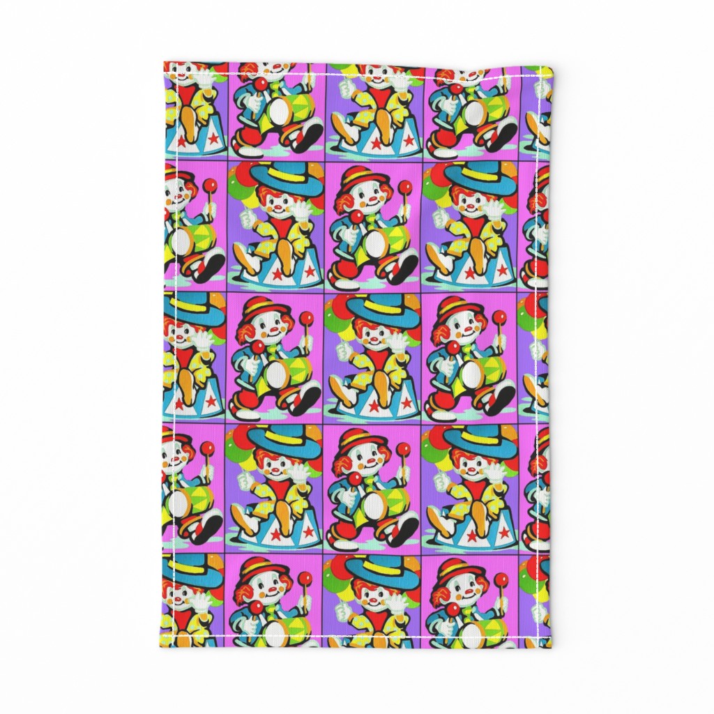 vintage kids kitsch checkered chequered patchwork cheater quilt kids children circus clowns balloons drums marching funfair 