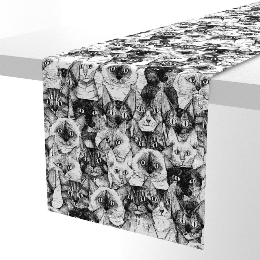 HOME_GOOD_TABLE_RUNNER