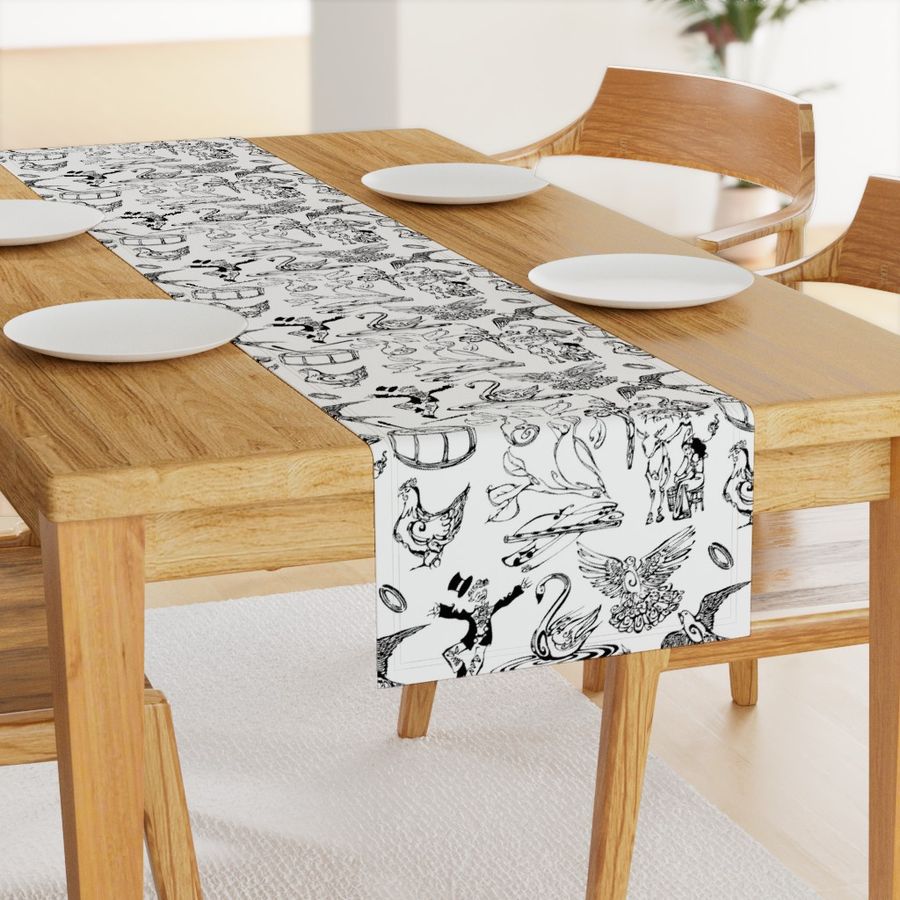 HOME_GOOD_TABLE_RUNNER