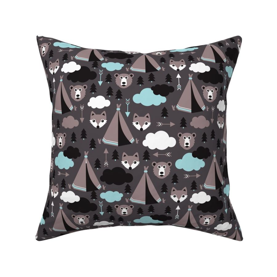 HOME_GOOD_SQUARE_THROW_PILLOW