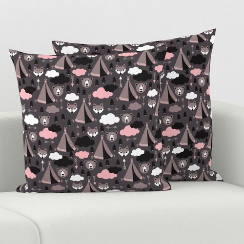 HOME_GOOD_SQUARE_THROW_PILLOW