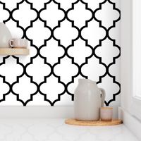 Large Scale Black and White Quatrefoil