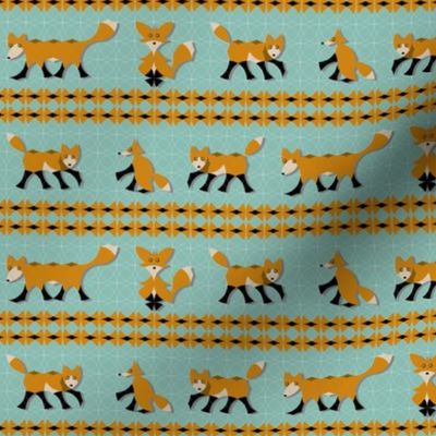 Circle Fox Stripe