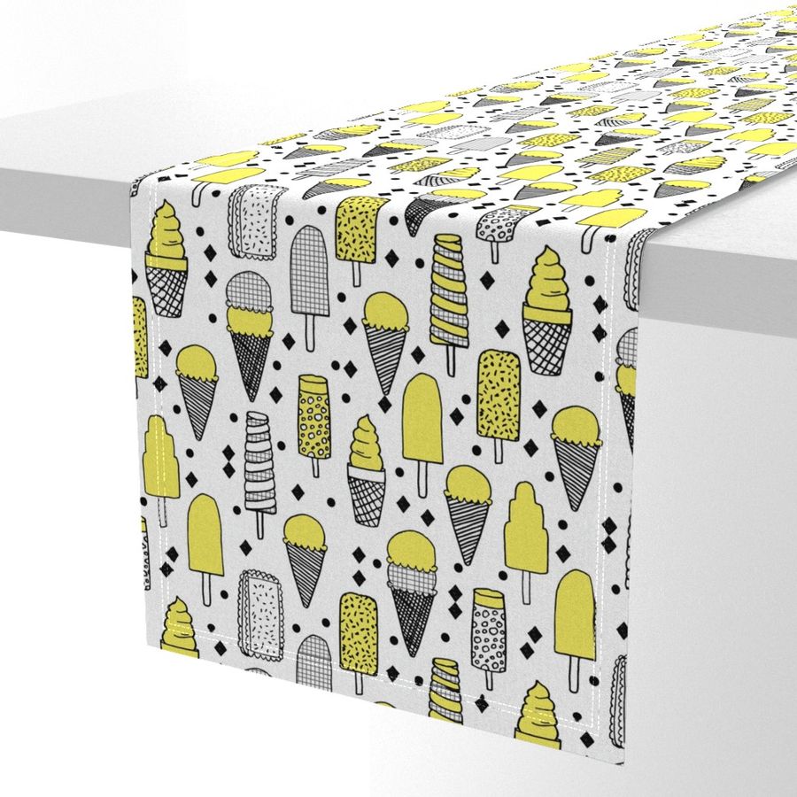 HOME_GOOD_TABLE_RUNNER