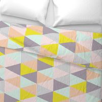 triangle quilt cloth - pastel/purple/stripe