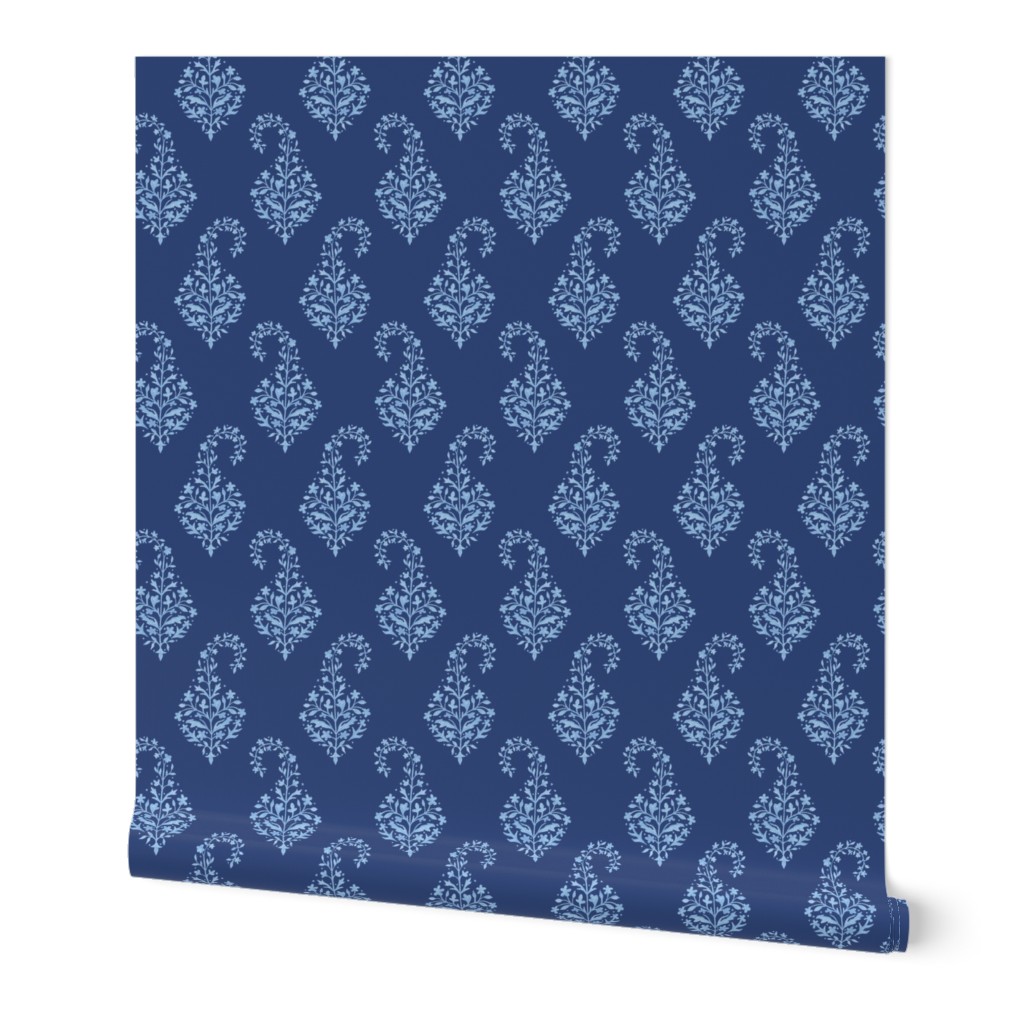 Painted Paisley_Blue_on_Navy