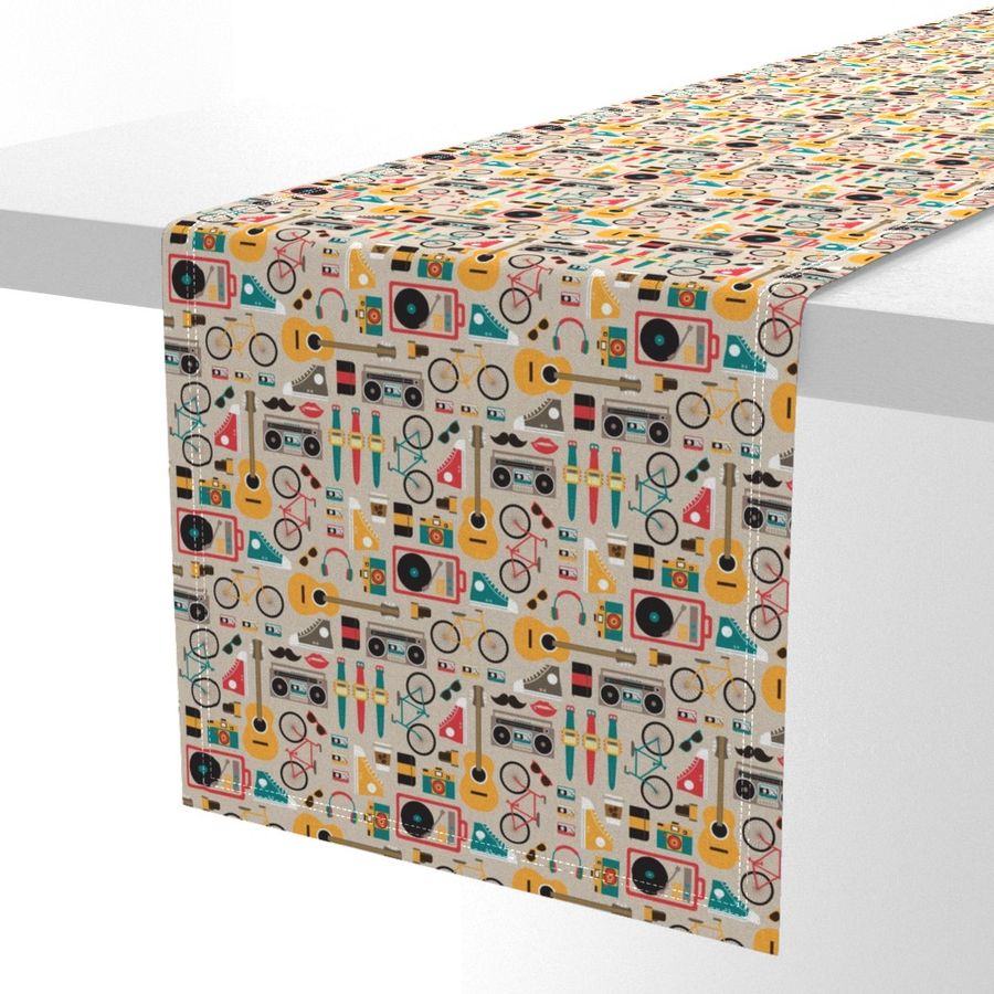 HOME_GOOD_TABLE_RUNNER