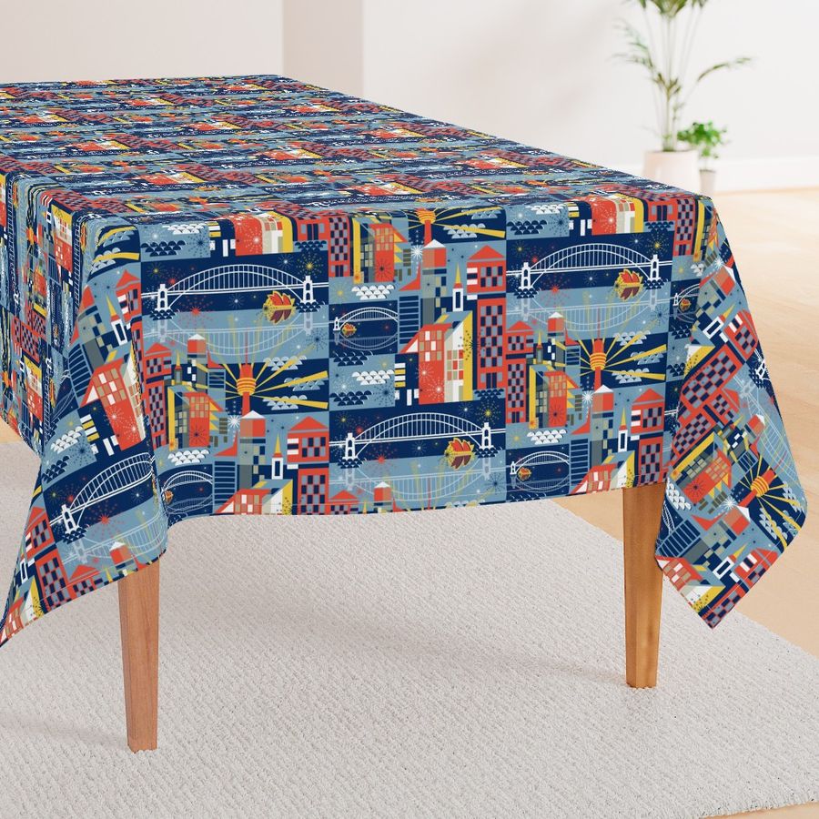 HOME_GOOD_RECTANGULAR_TABLE_CLOTH