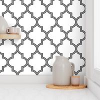 Moroccan Outline Quatrefoil in Black and Cashmere