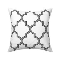 Moroccan Outline Quatrefoil in Black and Cashmere