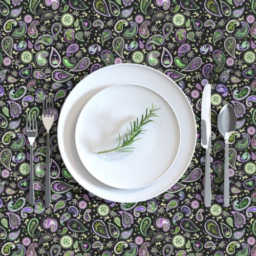 HOME_GOOD_RECTANGULAR_TABLE_CLOTH