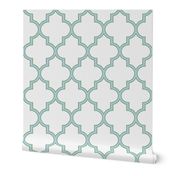 Kelly Green and Spa Quatrefoil