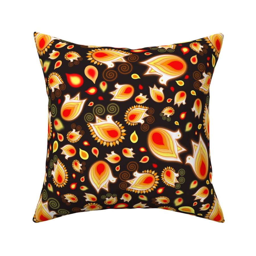 HOME_GOOD_SQUARE_THROW_PILLOW