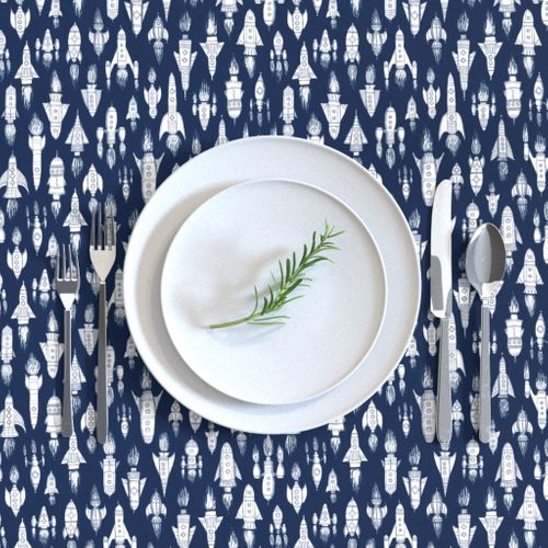 HOME_GOOD_RECTANGULAR_TABLE_CLOTH