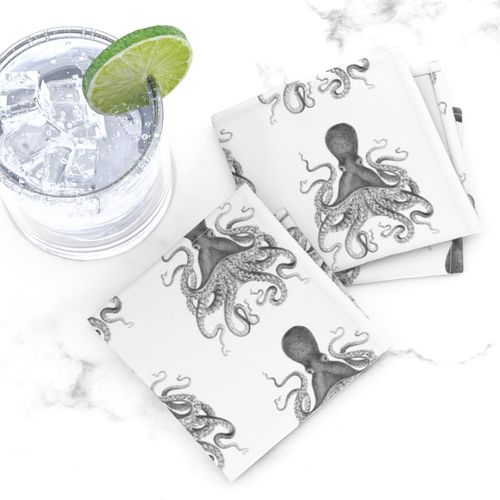 HOME_GOOD_COCKTAIL_NAPKIN