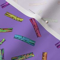 CLOTHESPINS SCATTERED MAUVE
