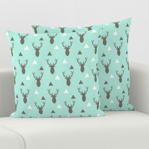 HOME_GOOD_SQUARE_THROW_PILLOW