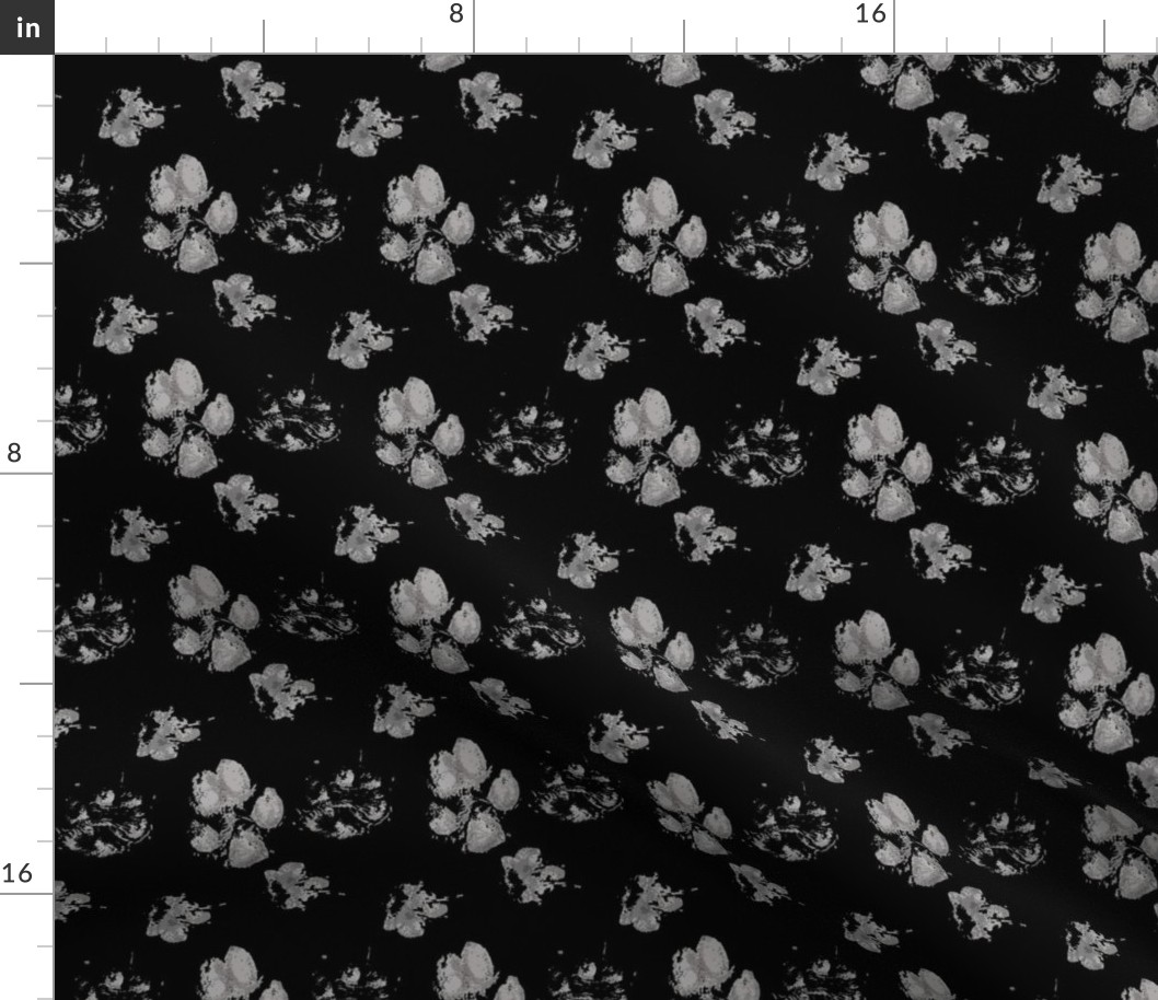 Muddy paw prints - black