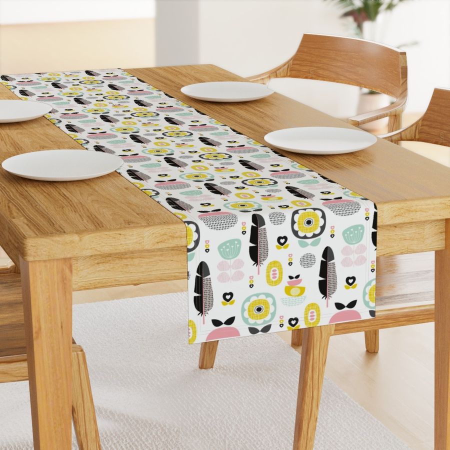 HOME_GOOD_TABLE_RUNNER